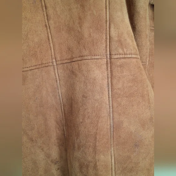 Hide society canada genuine sheepskin coat  sz 10 has stains Chocolate Brown - Picture 3 of 13
